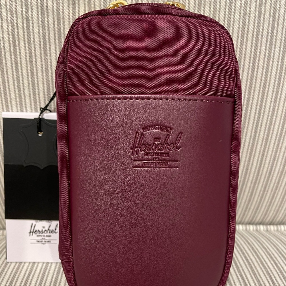 NWT Herschel Orion Slim Crossbody bag Fig